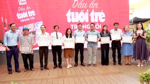 Trao giải và ra mắt sách ‘Dấu ấn Tuổi Trẻ trong tôi’: Gặp gỡ những tâm giao của báo
