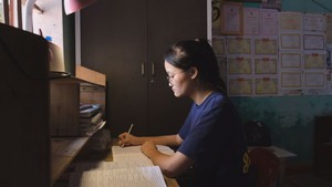 Ngọc Ánh - nữ sinh nghèo làm công nhân kiếm học phí bước vào trường y
