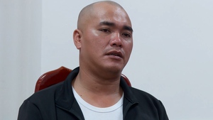 Tạm giữ hình sự người giả nhà sư, dùng sáp vẽ 'vong nhi' lên giấy để lừa đảo