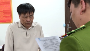 Chủ tịch Công ty cổ phần Tập đoàn Cường Minh cùng vợ và kế toán bị khởi tố tội trốn thuế