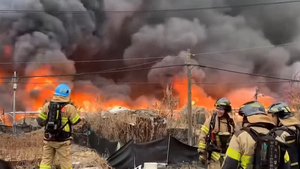 Cháy lớn tại khu ổ chuột ở thủ đô Hàn Quốc, nhiều người phải sơ tán khẩn cấp