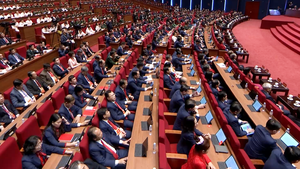 Công bố danh sách 19 ủy viên Bộ Chính trị khóa XIV