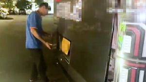 Tài xế không có giấy phép lái xe chở 29 khách trên cao tốc Nha Trang - Cam Lâm