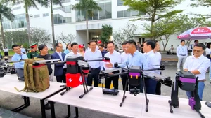 Video TP.HCM thử nghiệm giao hàng bằng thiết bị bay không người lái