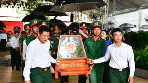 Video sơ duyệt Lễ truy điệu, an táng hài cốt liệt sĩ tại công viên Lê Thị Riêng