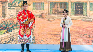 Học sinh tái hiện cuộc đời và sự nghiệp của nhà bác học Lê Quý Đôn tại sân trường