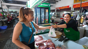 Thịt heo 'Tick xanh trách nhiệm' tạo được niềm tin, tăng lượng khách mua online