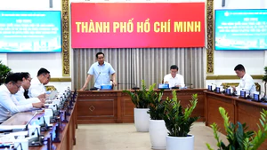 Chủ tịch UBND TP.HCM họp với các tập đoàn, doanh nghiệp thúc đẩy tiến độ, giải ngân đầu tư tư nhân
