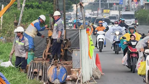 Khoan khảo sát địa chất metro số 2 qua khu vực cửa ngõ tây bắc TP.HCM