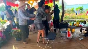 Xác minh vụ tranh giành ghế ngồi dẫn tới xô xát trong khu vui chơi ở Đắk Lắk