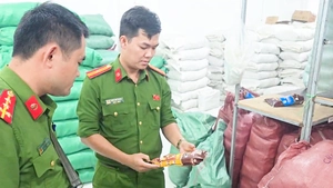 Đột kích Công ty Phương Nguyên sản xuất cà phê giả, tung ra thị trường 1 tấn mỗi ngày