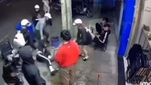 Camera ghi cảnh hai nhóm học sinh đánh nhau ở Gia Lai, một người tử vong