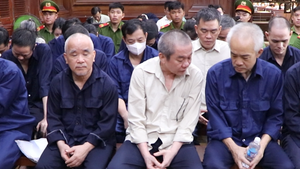 Xét xử vụ cấp khống bằng lái xe liên quan Trường cao đẳng Giao thông vận tải Trung ương III