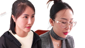 Khởi tố 2 phụ nữ giả danh bác sĩ điều trị bệnh về tóc, thu tiền tỉ của nhiều người