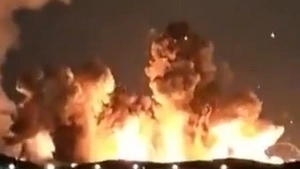 Ông Trump đăng video Mỹ dùng bom xuyên phá tấn công kho đạn lớn của Iran