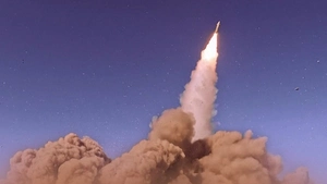 Iran công bố video phóng loạt tên lửa mới vào Israel và nhiều địa điểm khác