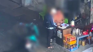 Xác minh thông tin chành xe thu 15.000 - 70.000 đồng mỗi lượt xe vào gửi hàng