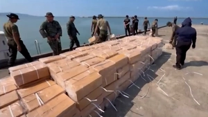 Thái Lan chặn bắt nhiều tàu chở hàng lậu sang Campuchia