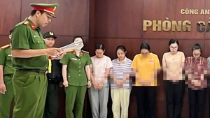 Bắt băng nhóm mua bán trái phép hóa đơn với số tiền hơn 3.800 tỉ đồng ở TP.HCM