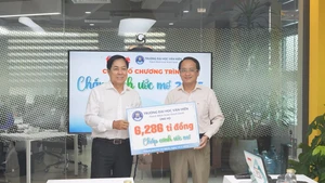 Hơn 6,2 tỉ đồng học bổng 'Chắp cánh ước mơ' chờ học sinh, tân sinh viên vượt khó