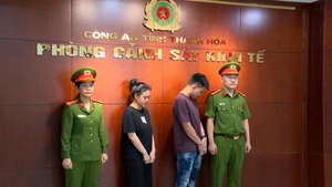 Khởi tố 2 người bán hơn 4.000 sản phẩm giả mạo hàng hiệu