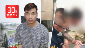 Bản tin 30s Nóng: Khởi tố cha dượng bạo hành bé gái 4 tuổi; Du khách làm 'chuyện ấy' trên xe tuk tuk
