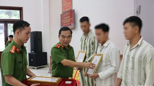 Gần 10.000 phạm nhân được đặc xá dịp 1-6