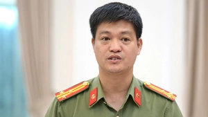 Phát hiện 69 thí sinh mang điện thoại vào phòng thi, một số nhờ AI giải đề