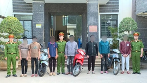 Khởi tố 7 người đập phá cây xăng, xe máy ở Sơn La