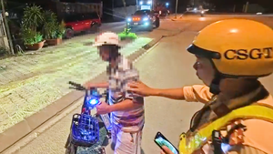 Hơn 200 người chạy xe đạp điện đi nhậu vì nghĩ ‘mức phạt nhẹ’ bị lập biên bản