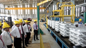Cận cảnh những thỏi nhôm đầu tiên của Việt Nam ra đời tại Khu công nghiệp Nhân Cơ