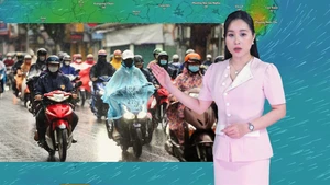Thời tiết đêm 12 ngày 13-8: Bắc Bộ và Trung Bộ nắng nóng, có nơi nắng nóng gay gắt; Nam Bộ mưa dông về chiều tối