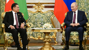 Tổng thống Myanmar gặp Tổng thống Putin tại thủ đô Matxcơva