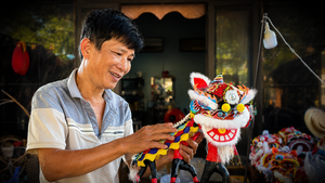 Gặp gia đình nghệ nhân làm đầu lân, thiên cẩu cuối cùng ở Hội An