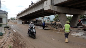 Tăng cường bảo đảm an toàn tại công trường quốc lộ 14E sau vụ cô giáo tử vong
