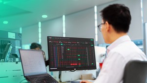 Cổ phiếu chạy trước FTSE: Nên mua đón đầu hay chờ dòng tiền xác nhận?