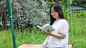 Nguyễn Thủy Tiên mang 'đặc sản' miền Trung lên Tàu thanh niên Đông Nam Á - Nhật Bản 2027