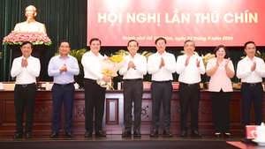 Video Phó bí thư Thành ủy Nguyễn Sinh Nhật Tân chính thức nhận nhiệm vụ tại TP.HCM