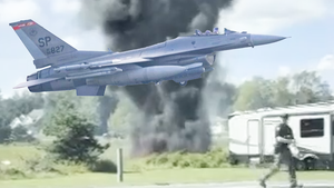 Video tiêm kích F-16 Mỹ bị rơi, bốc cháy gần căn cứ không quân ở Đức