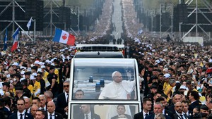 Biển người đổ về Paris dự thánh lễ ngoài trời của Giáo hoàng Leo XIV
