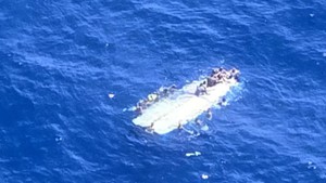 Lật thuyền chở 60 người ngoài khơi Puerto Rico, 2 người thiệt mạng 