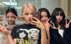Blinks bất bình với công ty quản lý của BlackPink