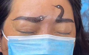 Ảnh vui 27-6: Đôi chân mày phong thủy