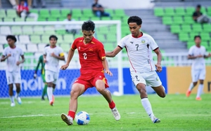 Công Hậu lập hat-trick, U19 Việt Nam thắng dễ trận ra quân giải Đông Nam Á