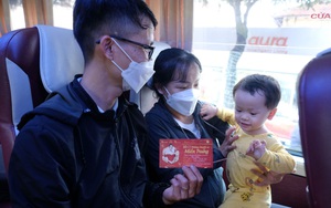 Mọi người cùng có Tết đủ đầy