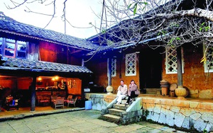 Nhà cổ Chúng Pủa - Bài thơ của sinh tồn giữa núi thẳm Hà Giang