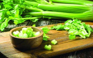 Rau cần tây có bùa yêu?