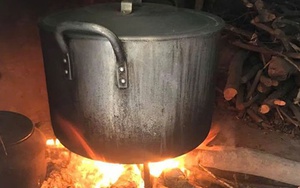 Ngày Tết nhớ thùng bánh tét của má ở quê