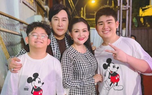 Con trai Kim Tử Long hát Lương Sơn Bá - Chúc Anh Đài cùng mẹ Trinh Trinh