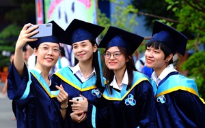 Phải giữ niềm tin vào tấm bằng đại học